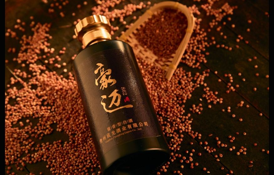 端午佳節(jié)，一杯豪邁白酒邂逅傳統(tǒng)文化的交響